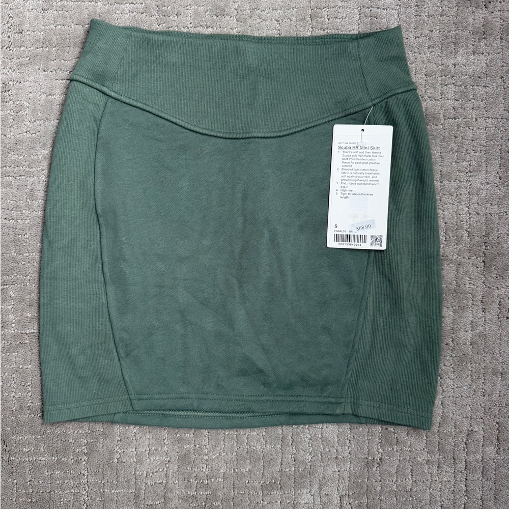Lululemon Scuba HR Mini Skirt